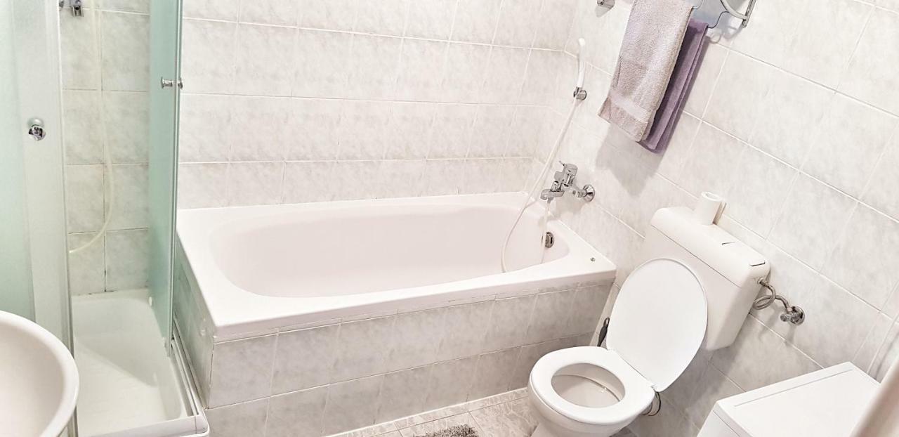 Apartman Lucija Ливно Экстерьер фото
